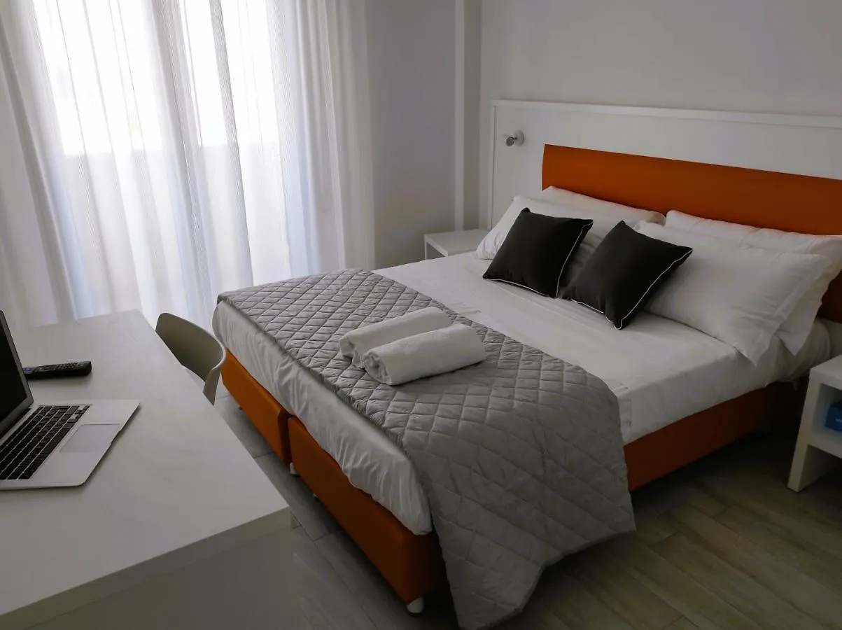 Hotel Gran San Bernardo Риччоне